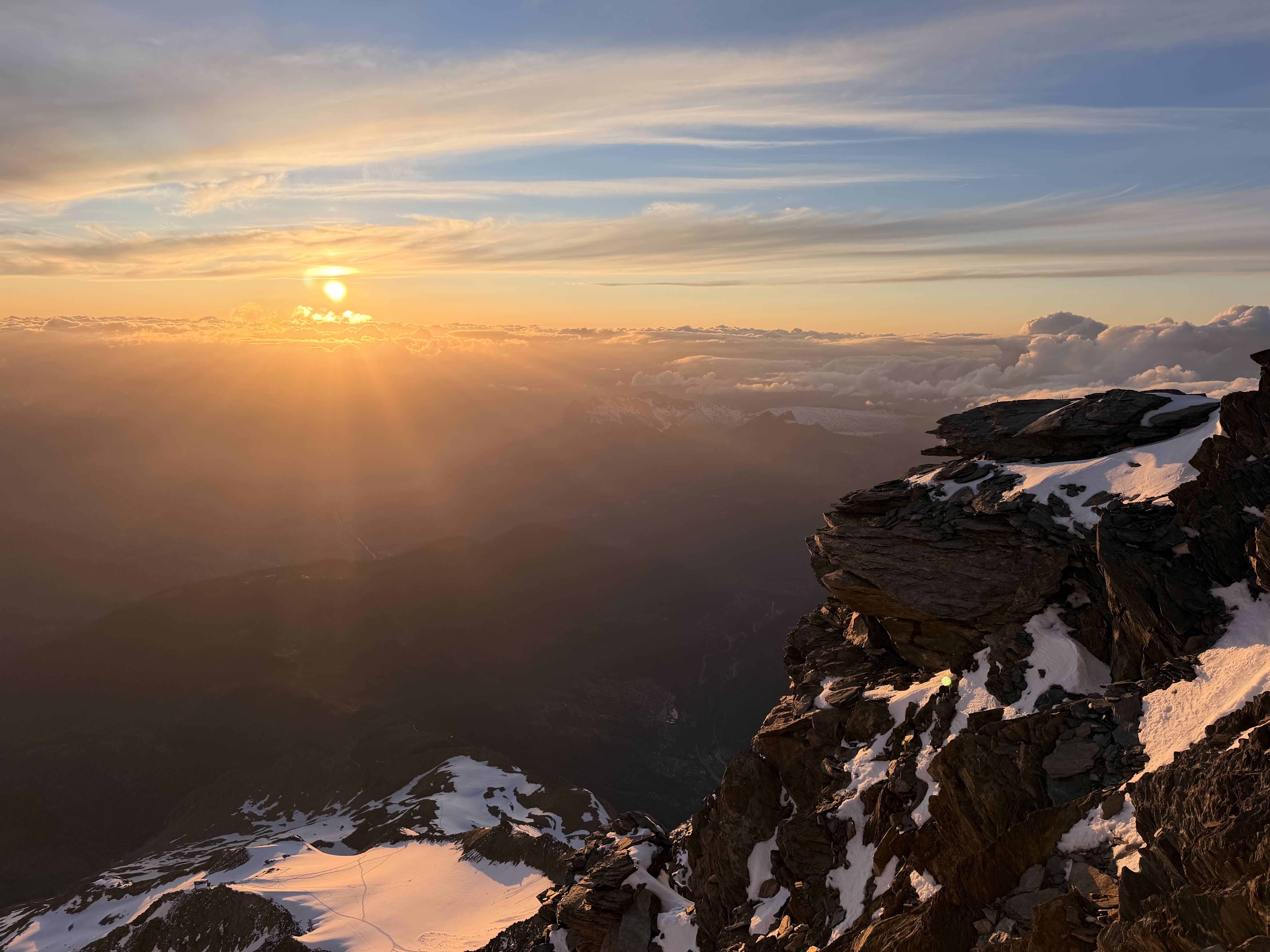 sunset from the refuge du gouter